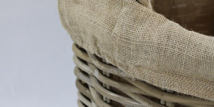 Houtmand rond op wieltjes