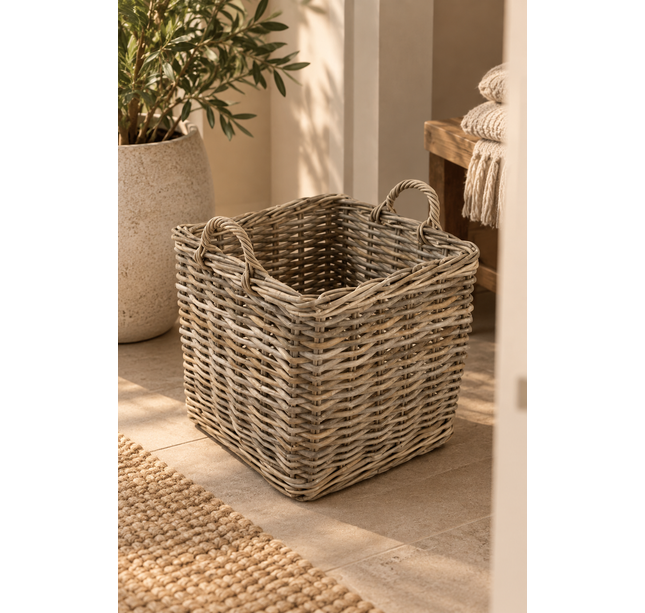 Houtmand rotan vierkant groot met teak bodem