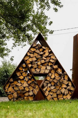 Flam cortenstaal houtopslag