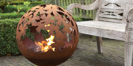 Vuurbal lasercut bladeren roest