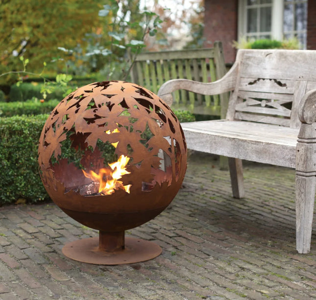 Vuurbal lasercut bladeren roest
