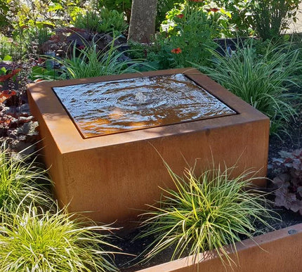 Waterfontein in cortenstaal met verlichting 80x80x40cm